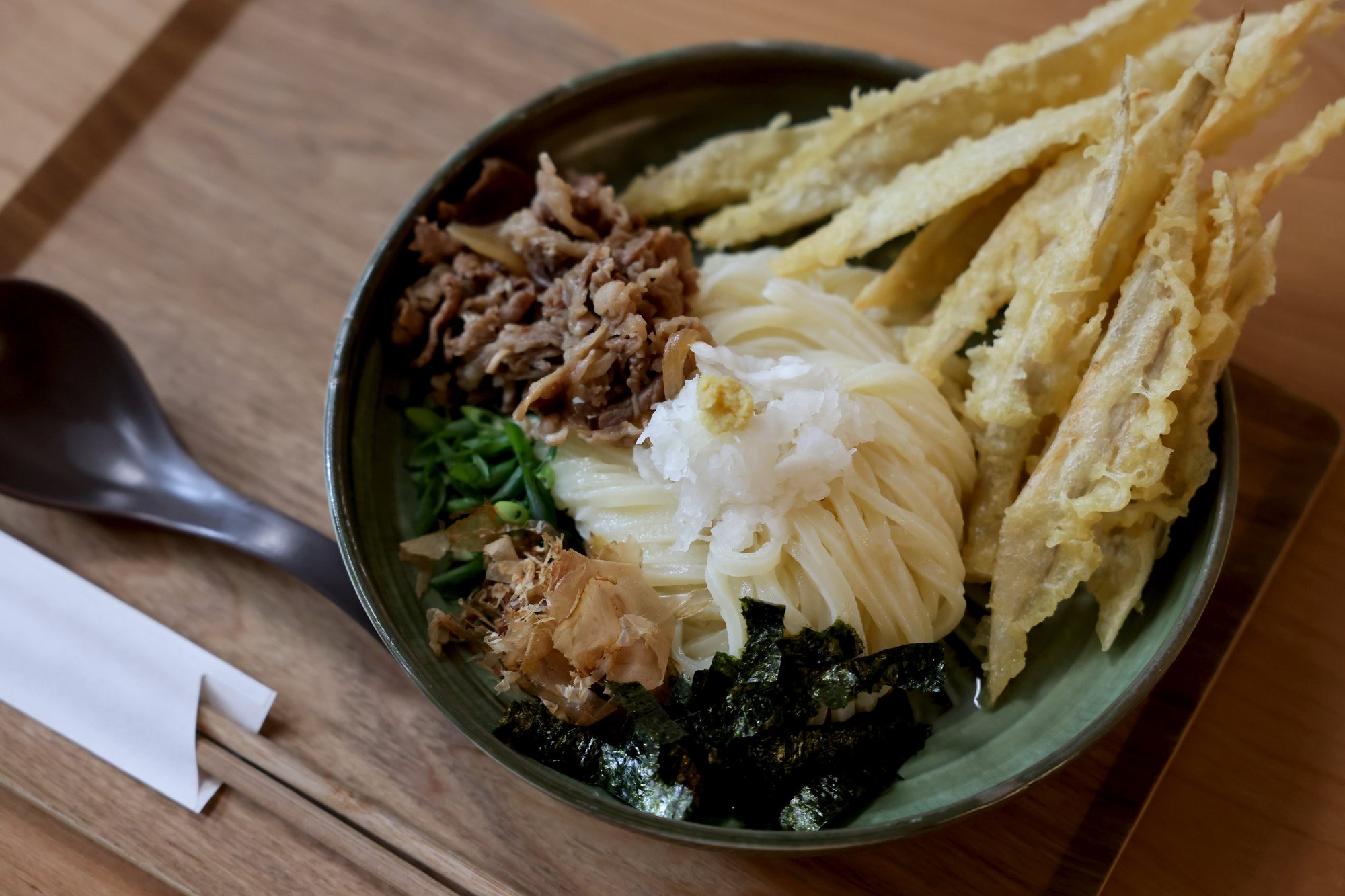 小鹿田焼の器に盛った一杯